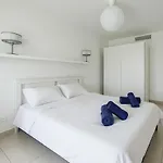 Apartment Spacieux T2 A 150m Des Plages *
